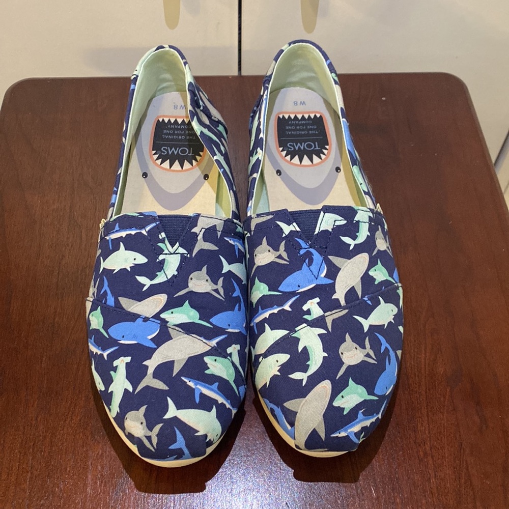 Toms
